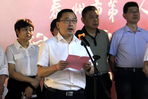 院長(zhǎng)致辭.jpg 院長(zhǎng)致辭.jpg